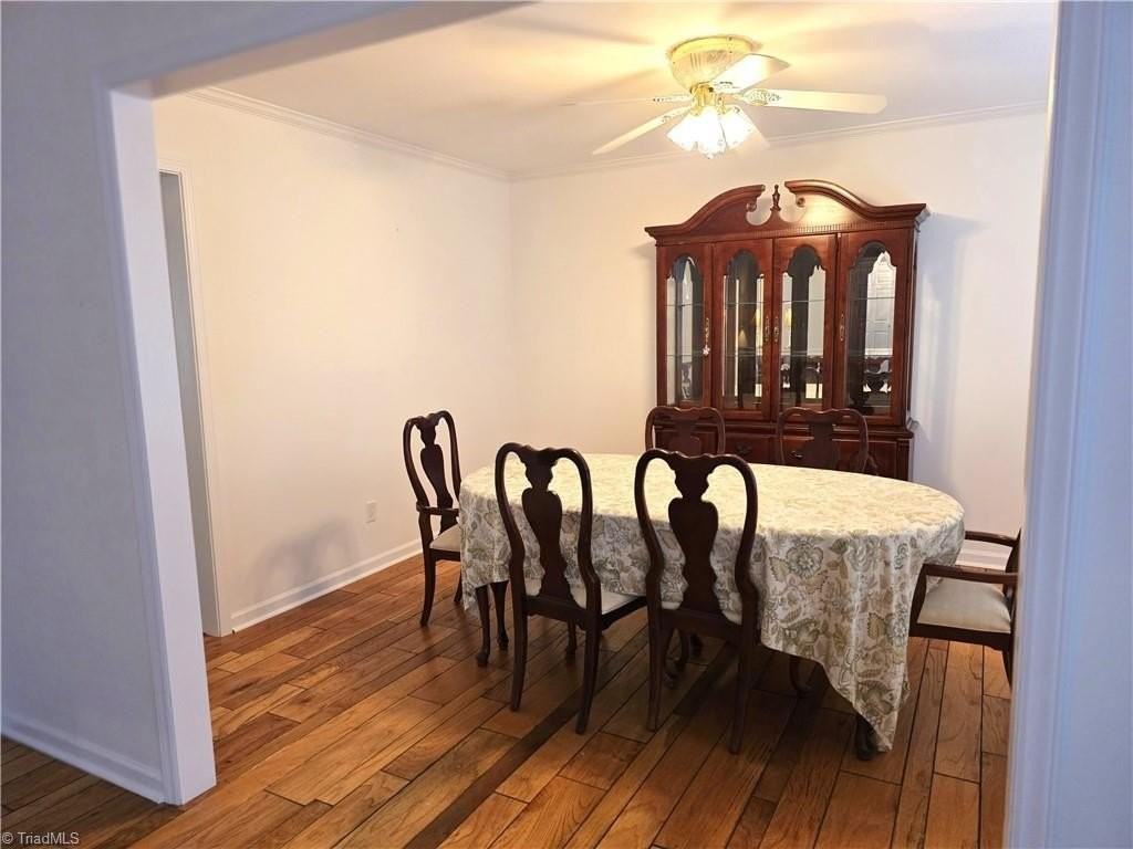 1085 Brown Rd - Photo 7 of 39