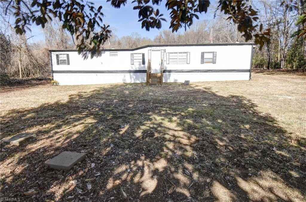 4574 Calhoun Dr - Photo 2 of 19