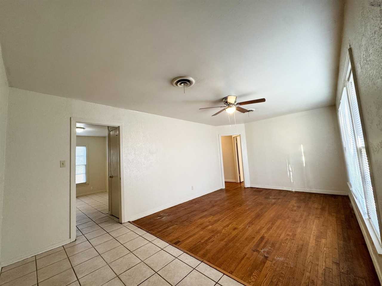 1612 Hursh Ave - Photo 2 of 14