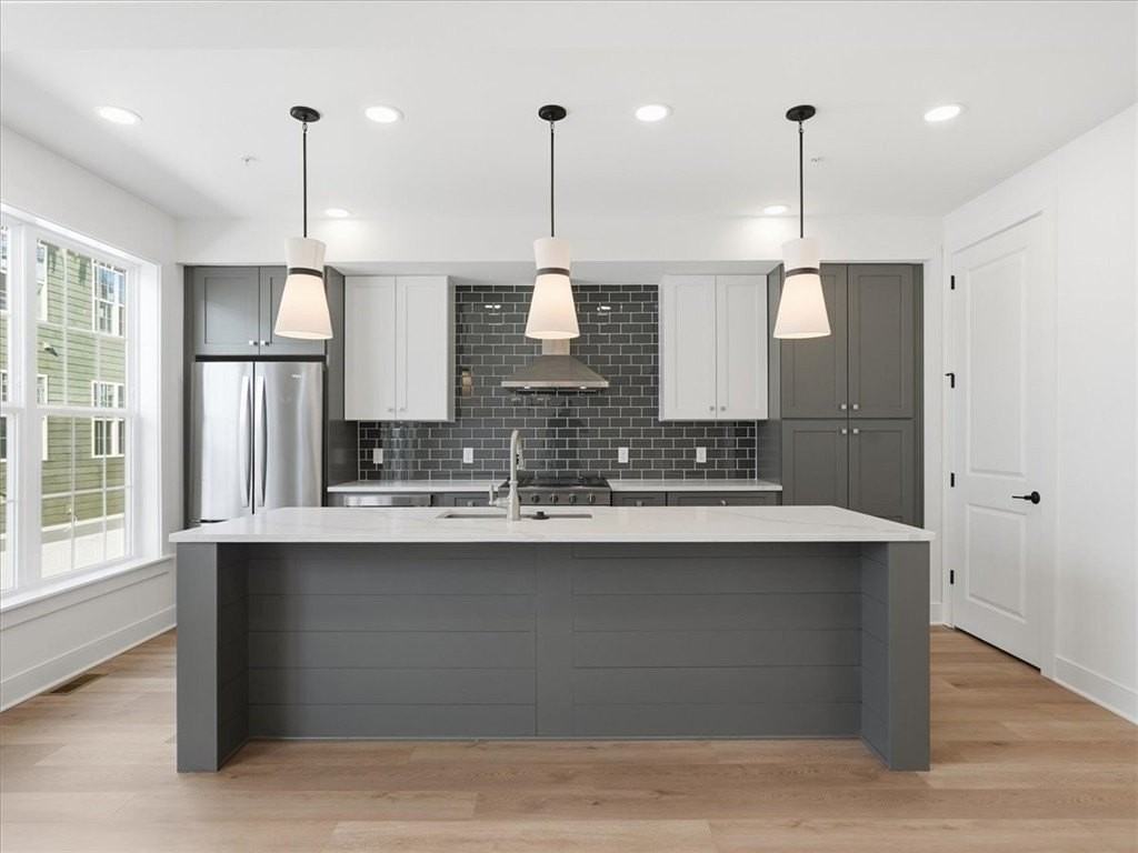 338 Highbridge Ln - Photo 6 of 28