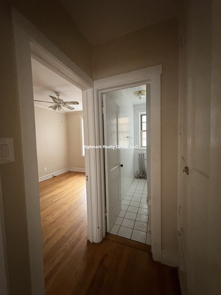 2342 W Touhy Ave #2BA - Photo 7 of 7