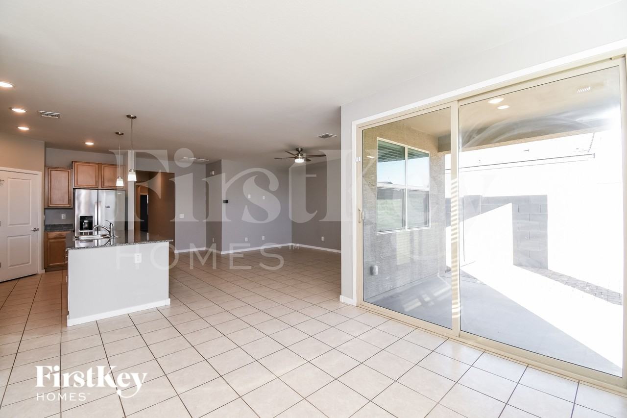 7059 E Gamebird Way - Photo 6 of 16