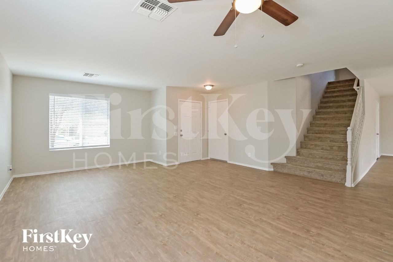 6887 S Martlet Dr - Photo 2 of 15