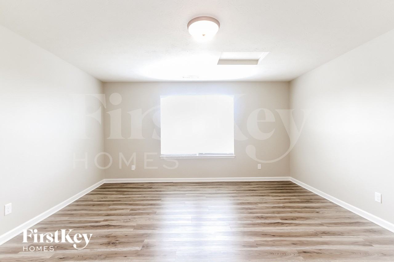 8116 Borland Dr - Photo 7 of 15