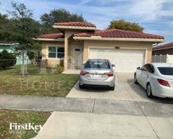 featured image of 2835 Nw 14th St