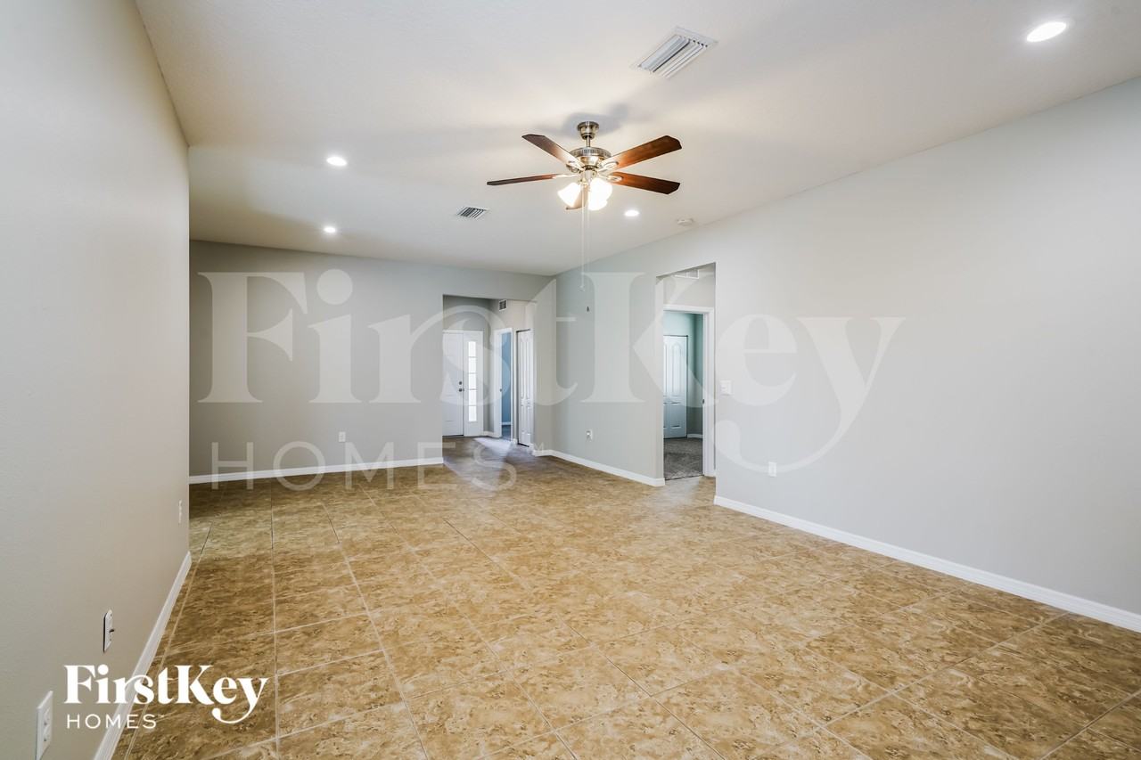 6308 Twin Bridges Dr - Photo 2 of 15