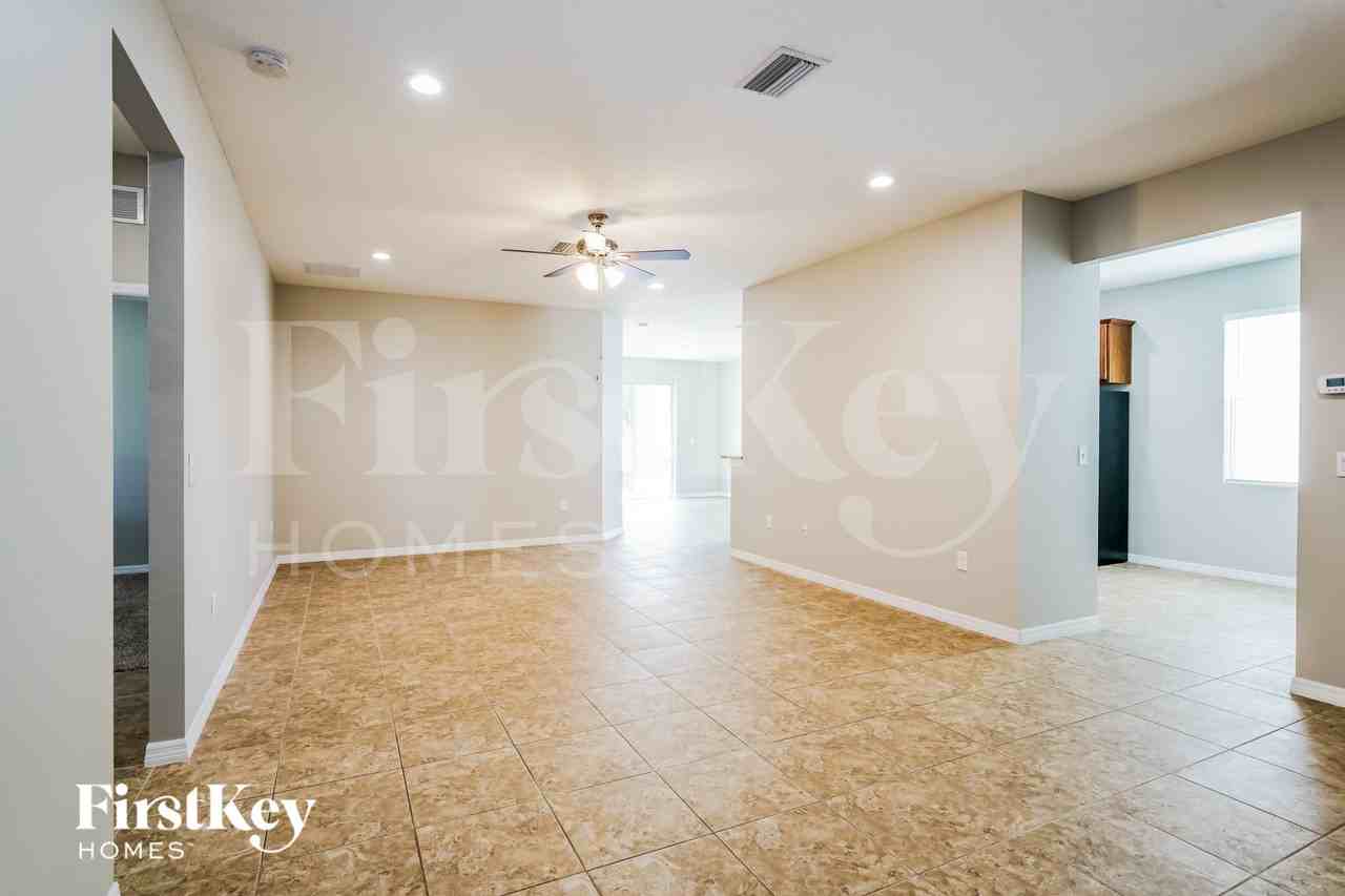 6308 Twin Bridges Dr - Photo 3 of 15