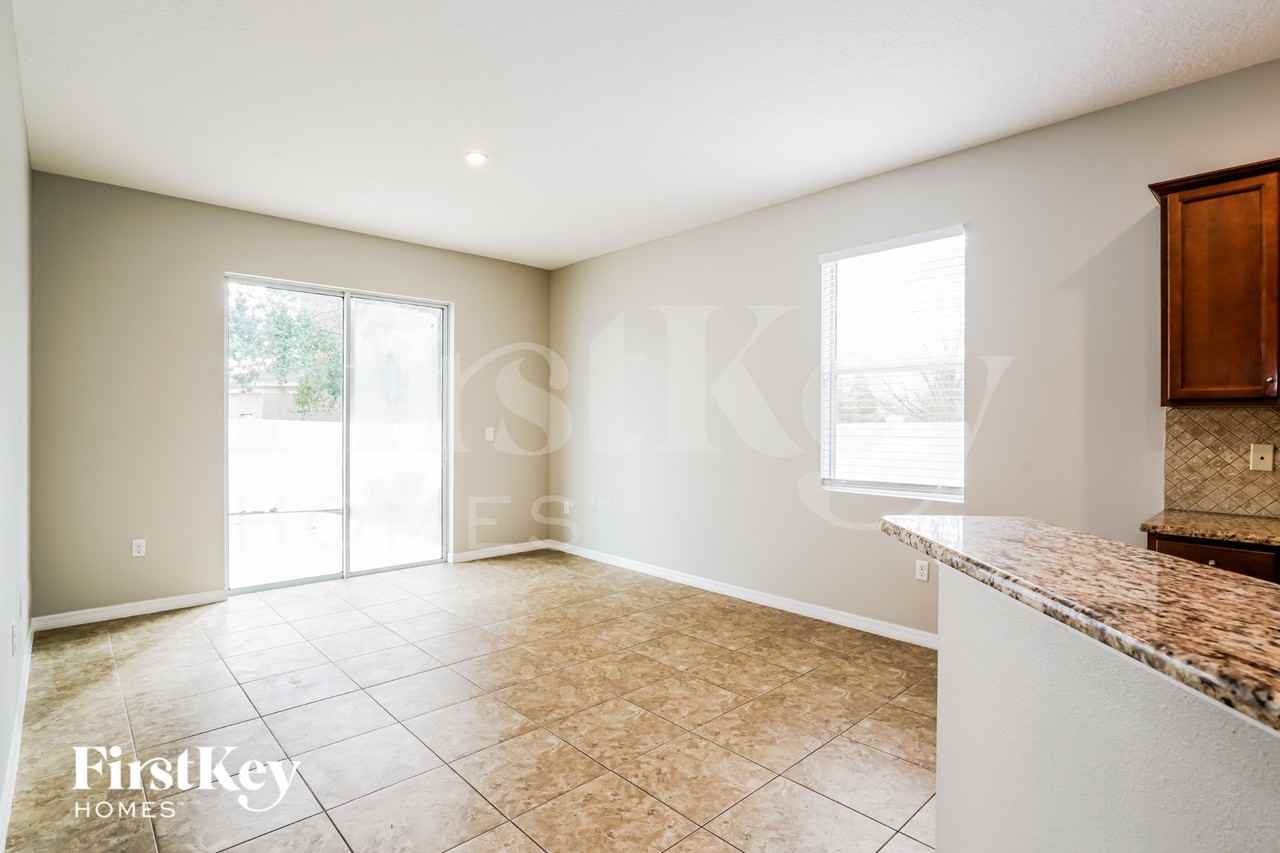 6308 Twin Bridges Dr - Photo 4 of 15