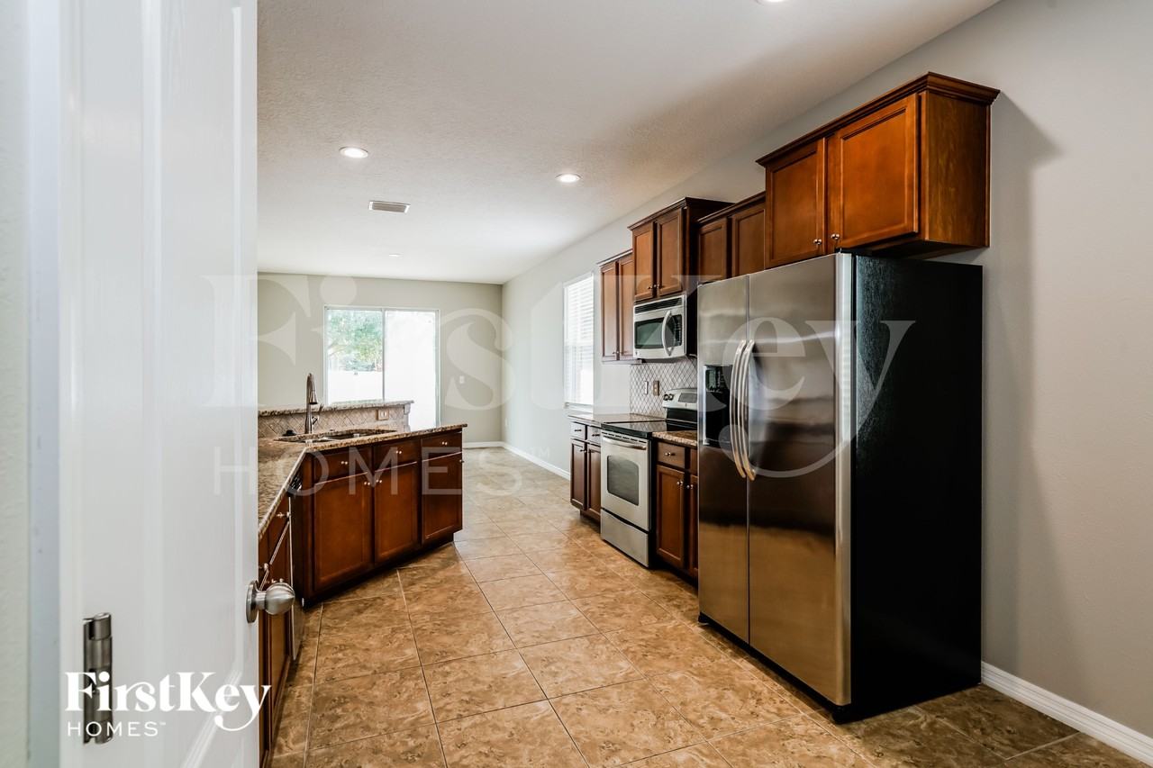 6308 Twin Bridges Dr - Photo 6 of 15