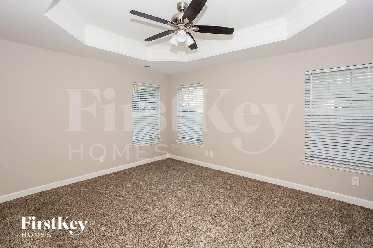 8414 Dawson Ln - Photo 6 of 15