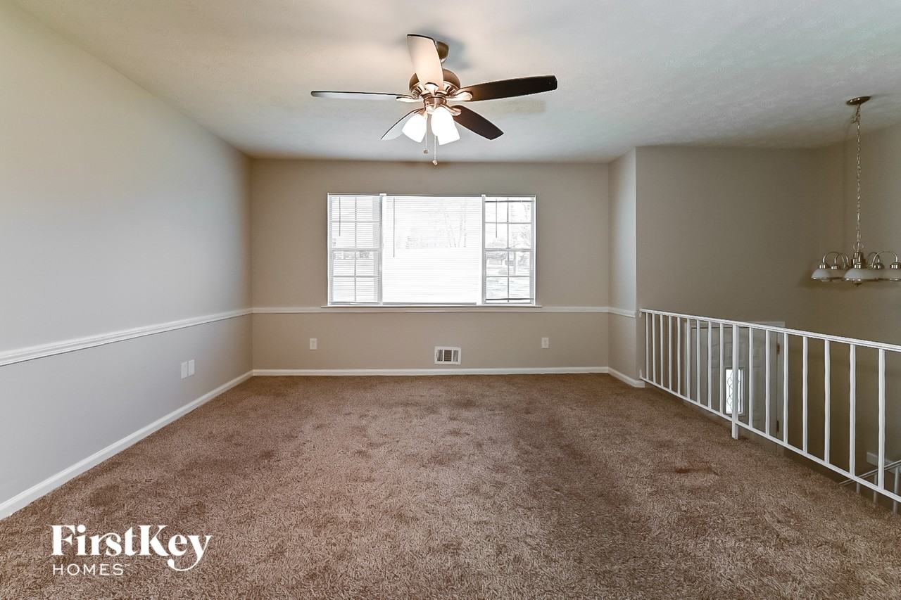 8531 Jenson Dr - Photo 2 of 15