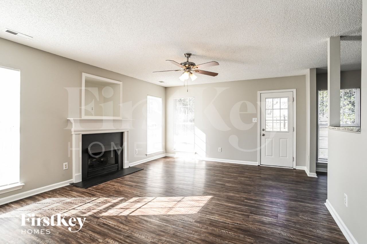 3027 Wyntree Ct - Photo 4 of 16