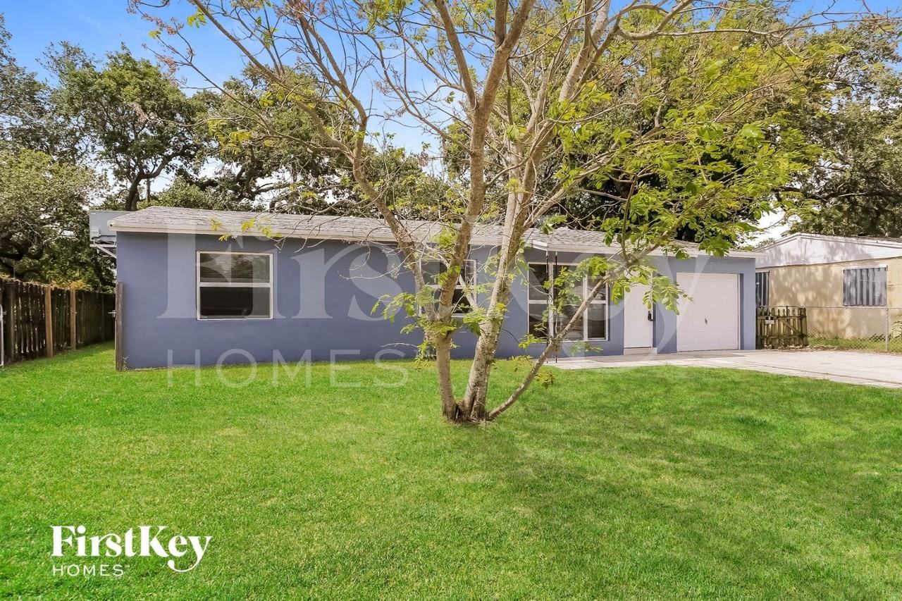 4310 Sw 24th St - Photo 2 of 15