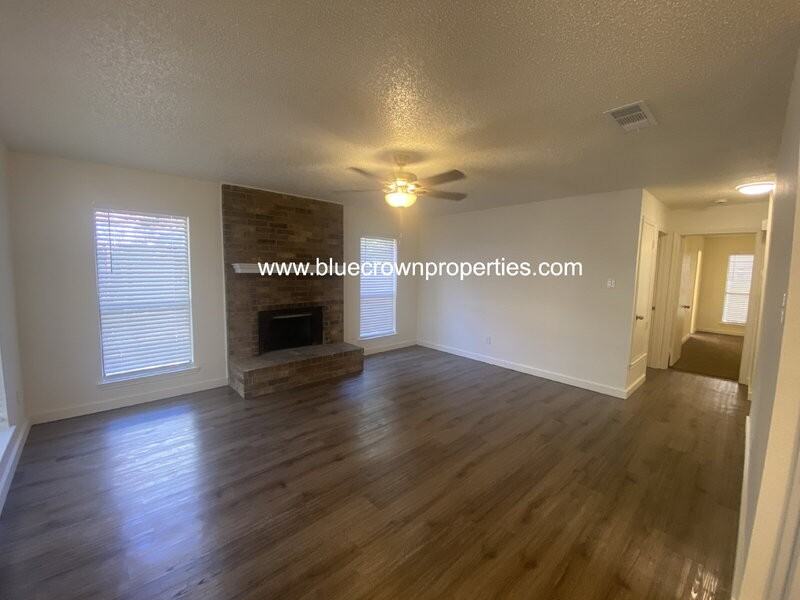 3110 Timber Ridge Pt - Photo 3 of 13