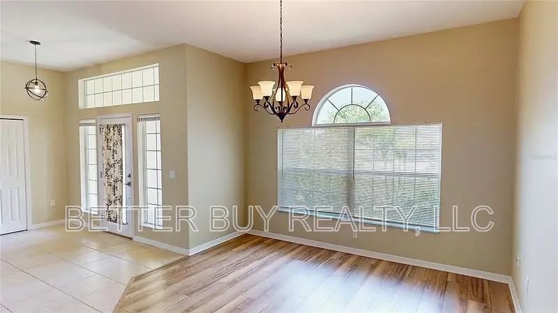 27 Woodstone Ln - Photo 7 of 50