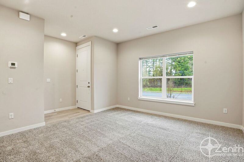 18212 Ne 47th Ave - Photo 4 of 33