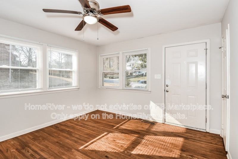 440 Dartmouth Dr Sw - Photo 2 of 19