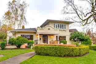 3321 Ne Peerless Pl - Photo 1 of 1