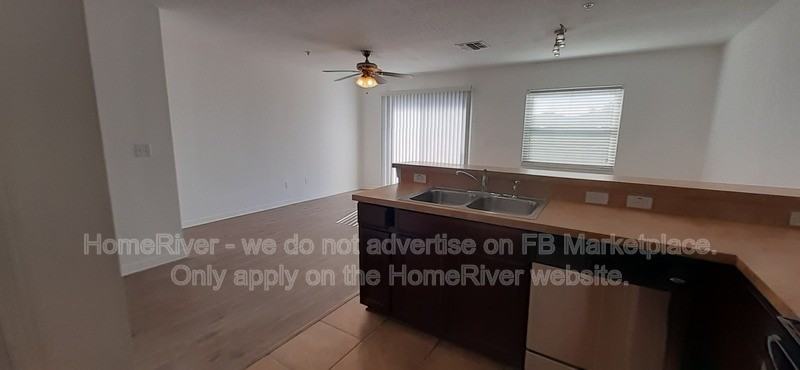 292 Winding Vine Ln #17 - Photo 7 of 22