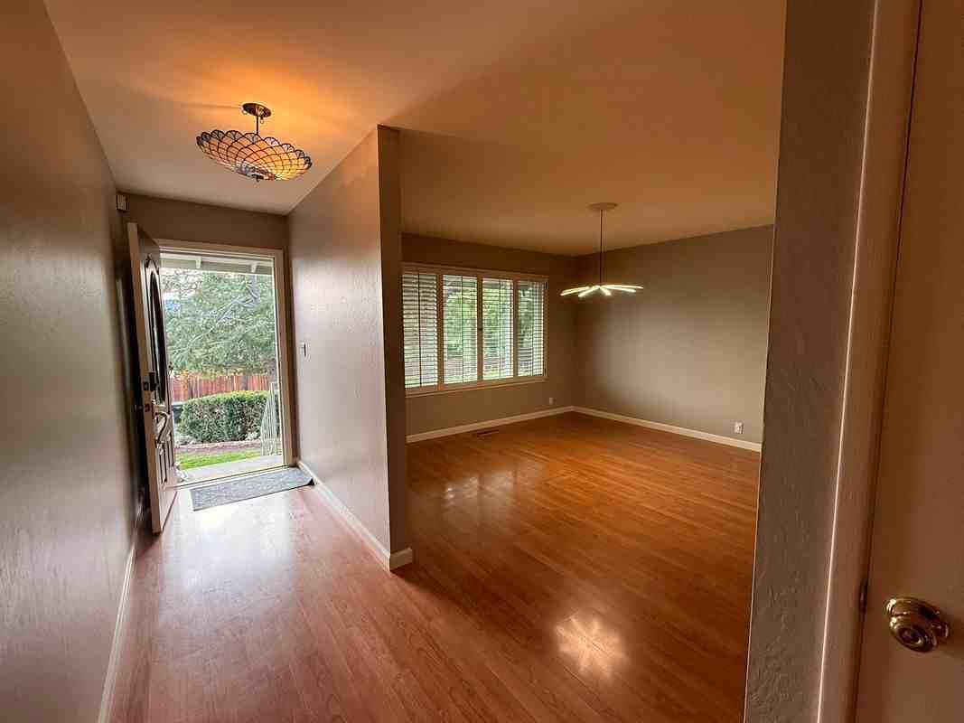 4263 Croce Ct - Photo 3 of 36