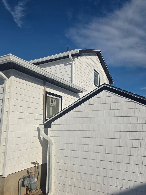 596 Kingfisher Cir - Photo 3 of 5