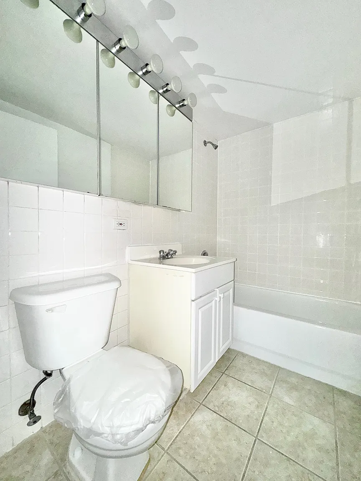 1456 31st Dr #4A - Photo 4 of 13