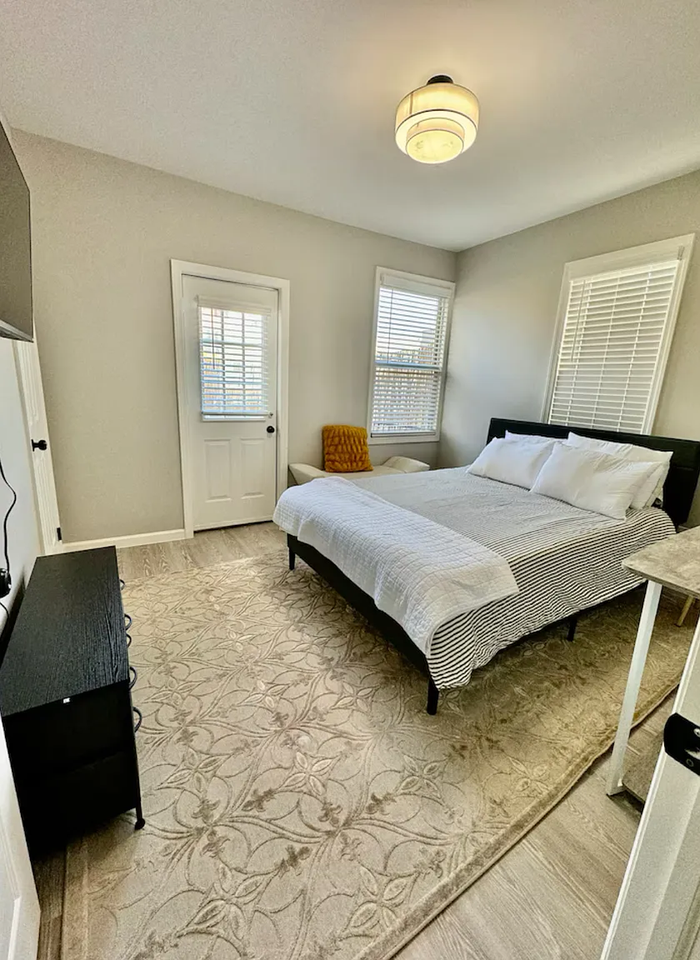 362 90th St - Photo 4 of 9