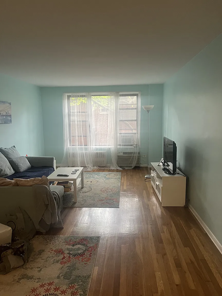 6485 Broadway #6W - Photo 2 of 7