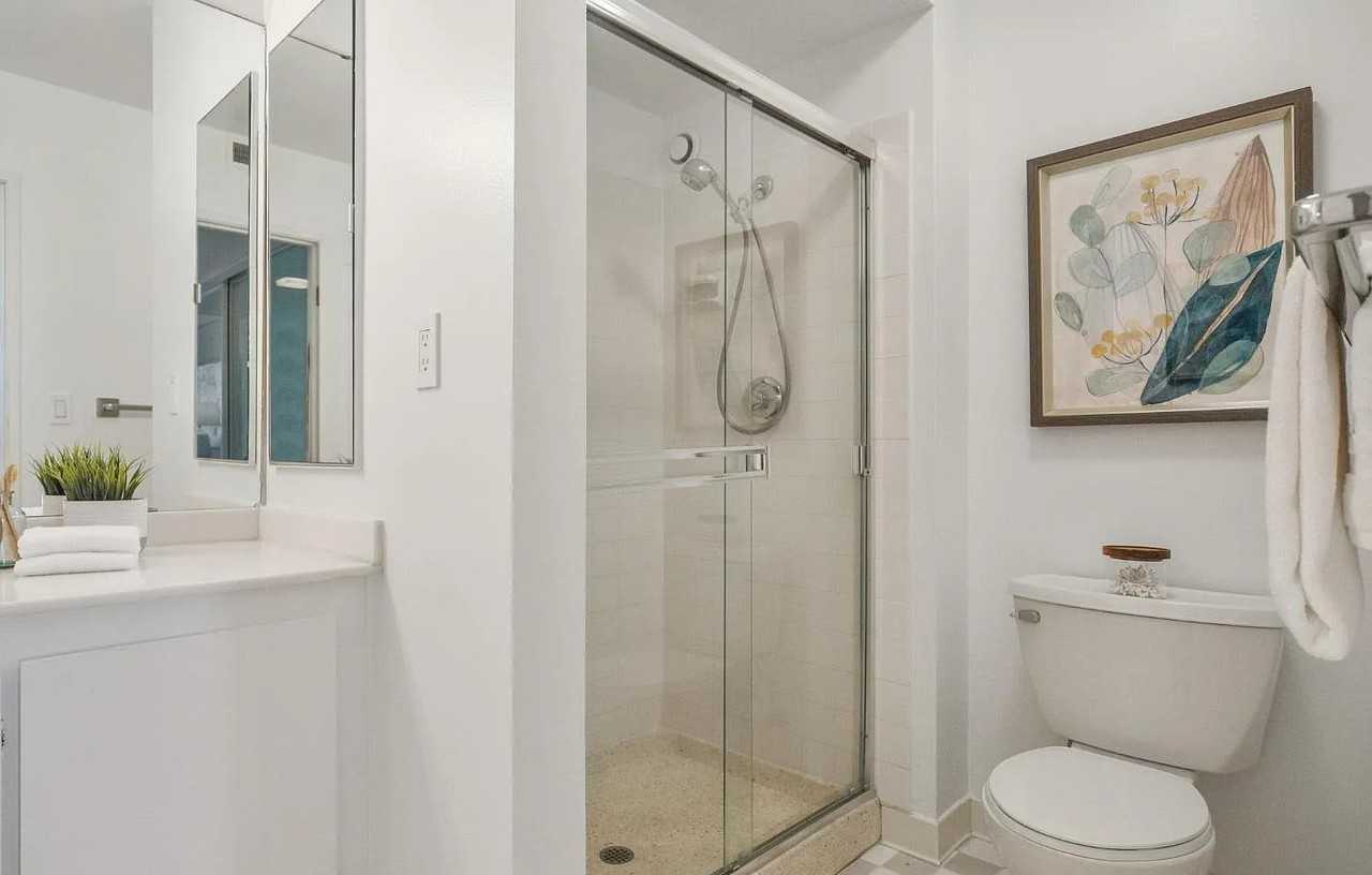 152 Lombard St #408 - Photo 2 of 30