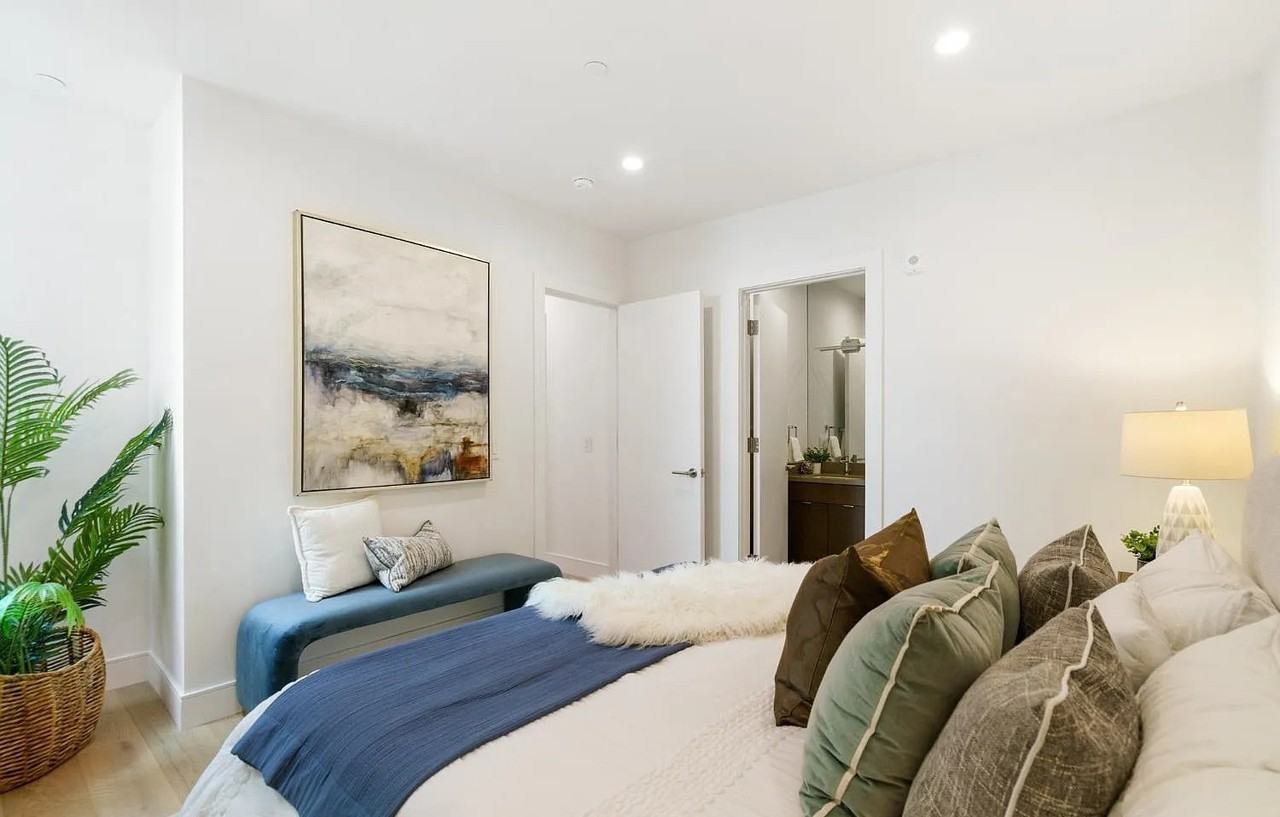 350 San Jose Ave #4 - Photo 3 of 13