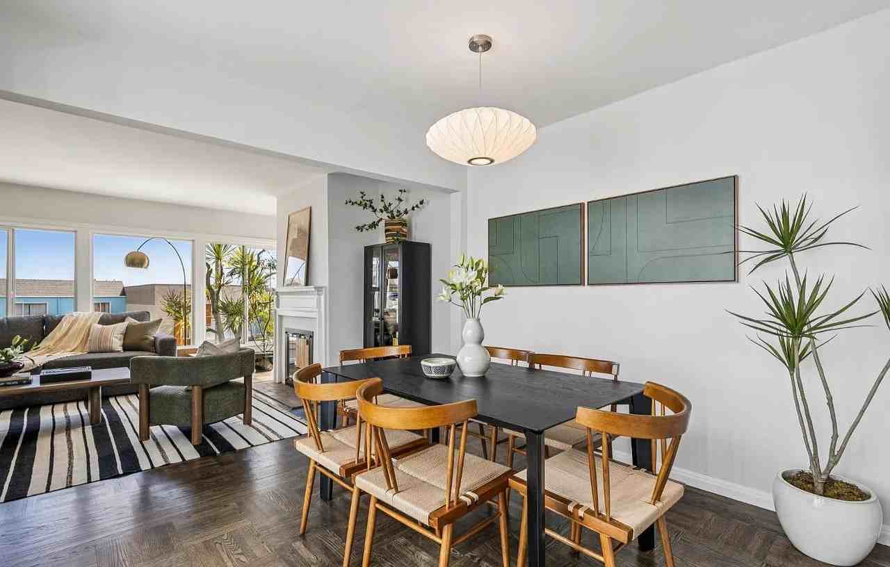 672 Teresita Blvd - Photo 3 of 30