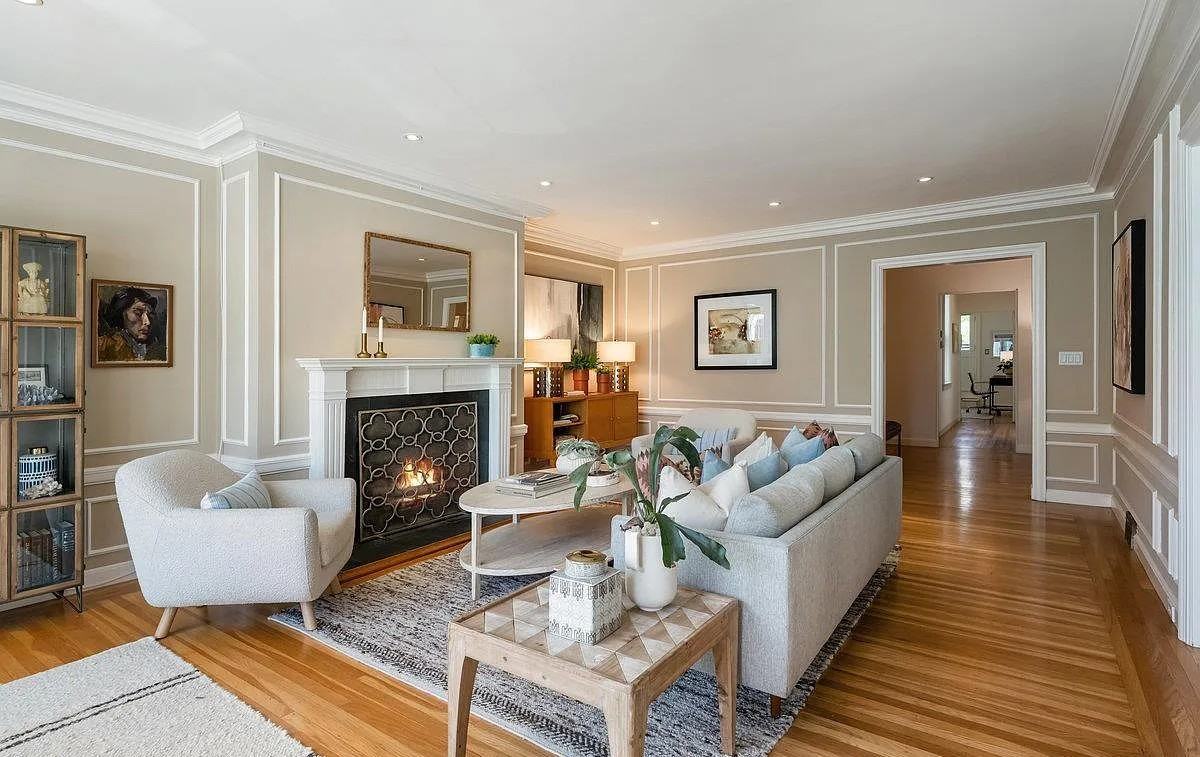 1242 Francisco St #2 - Photo 3 of 25