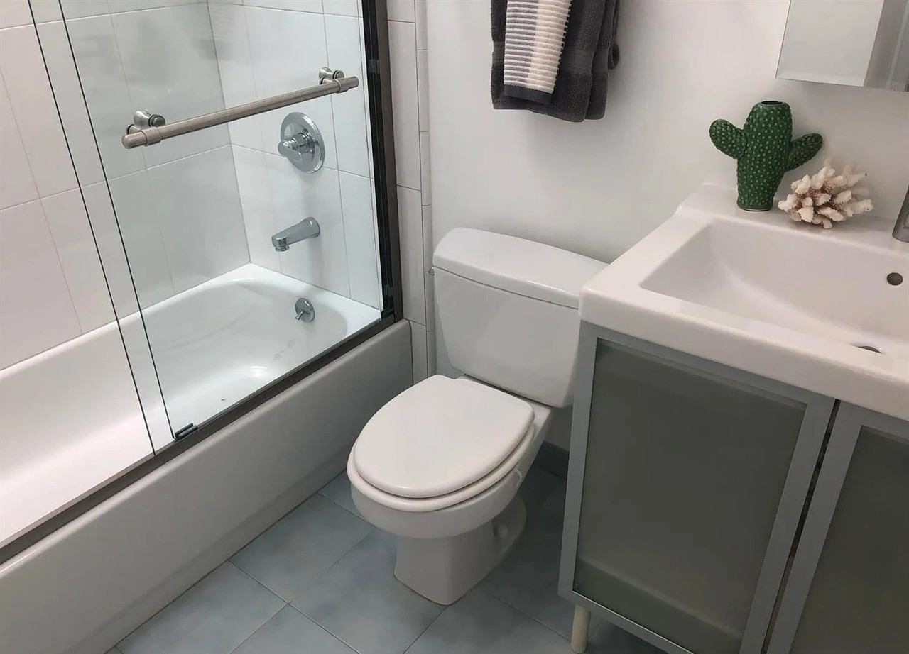 2407 Harrison St #11 - Photo 5 of 18