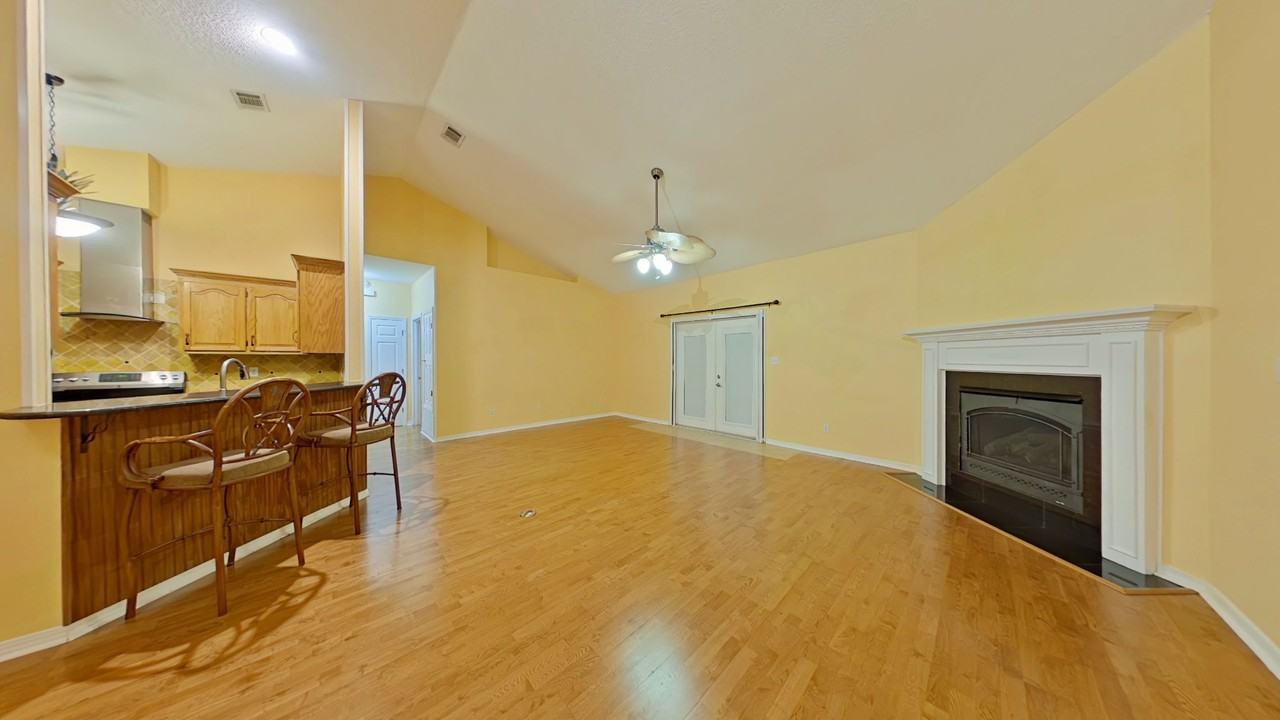 2080 Biscayne Blvd - Photo 3 of 23