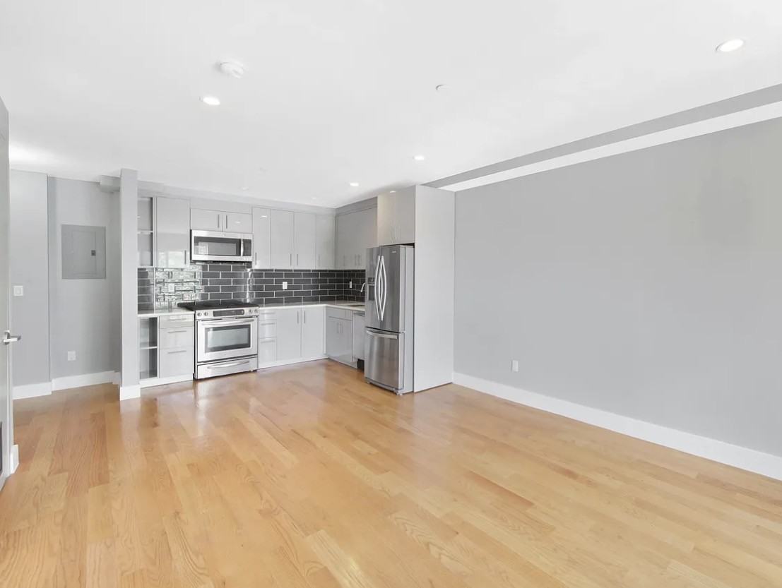 6334 Fresh Pond Rd #2G - Photo 5 of 6