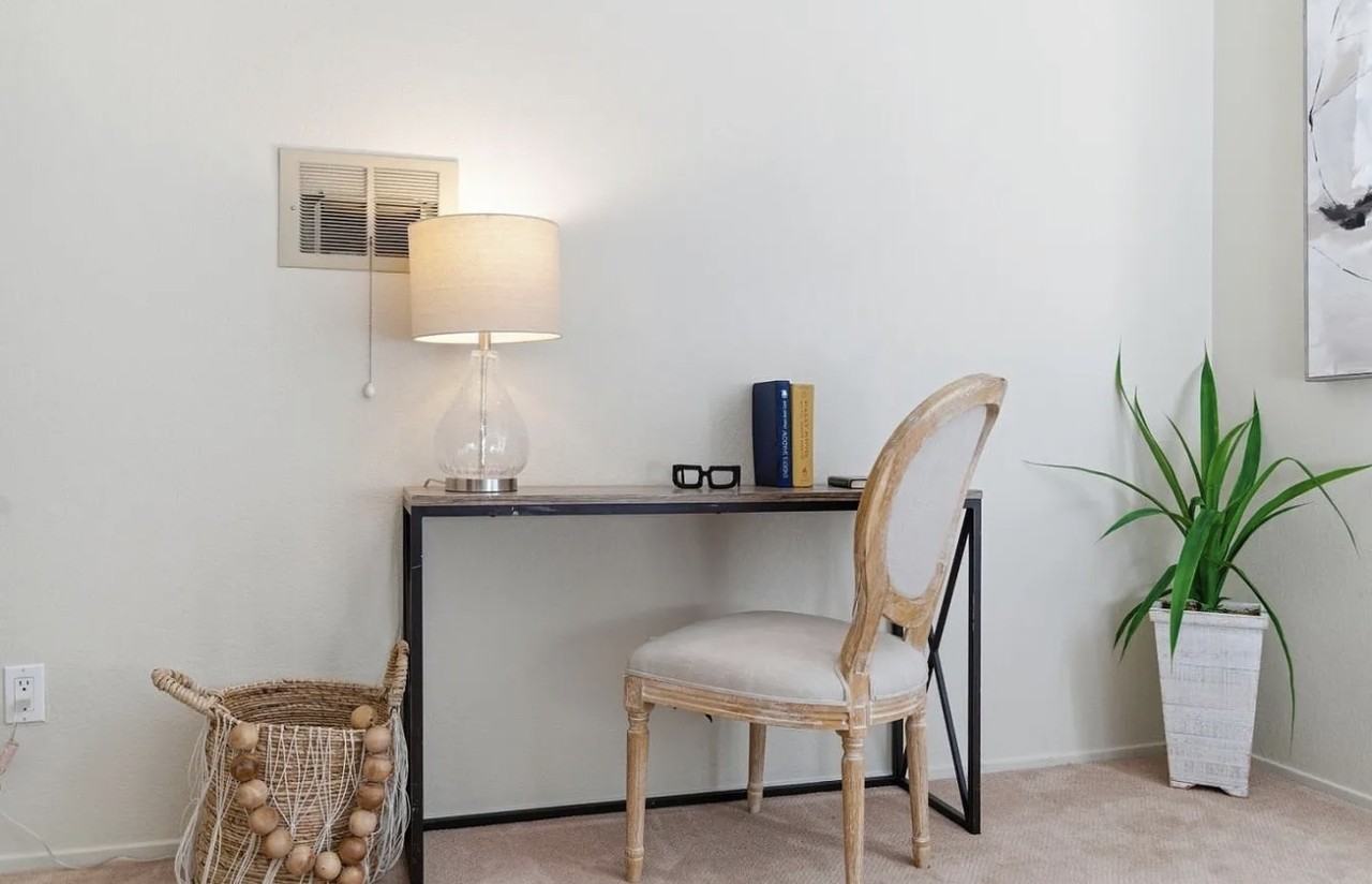 1058 Tekman Dr - Photo 7 of 10