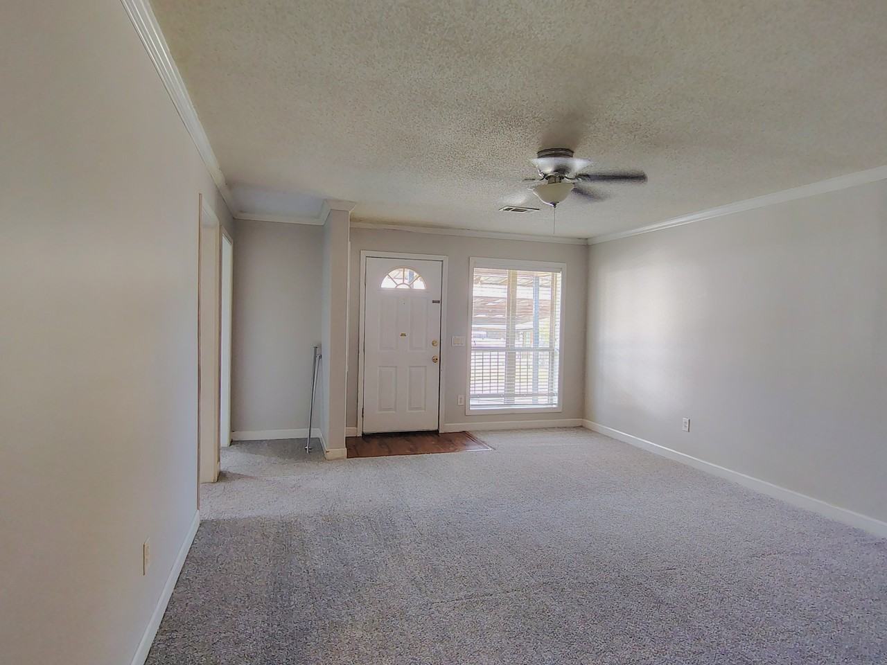 26 Lasalle St - Photo 3 of 14