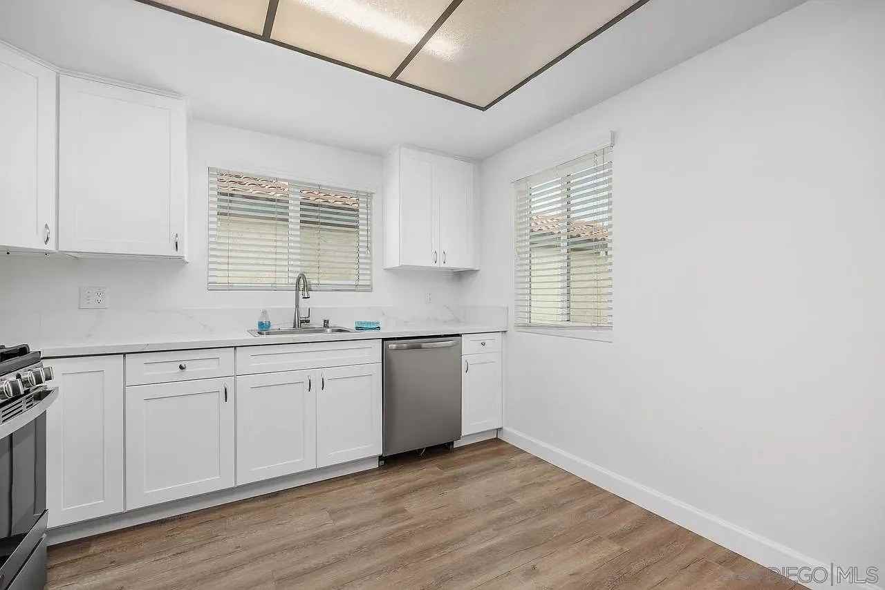 207 Carissa Dr - Photo 7 of 30