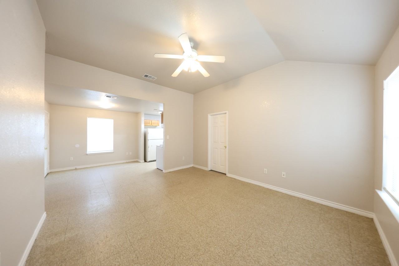 117 S 22nd St - Photo 7 of 15