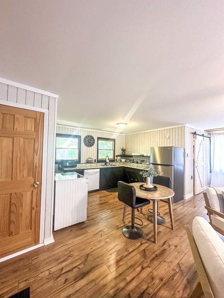 720 Mount Pleasant Rd #720 - Photo 4 of 20