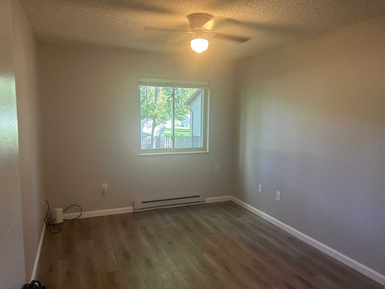 1200 Fruit St #F - Photo 7 of 8