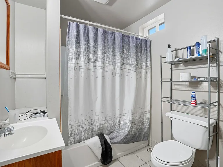 911 E Illinois Ave #NA - Photo 7 of 12