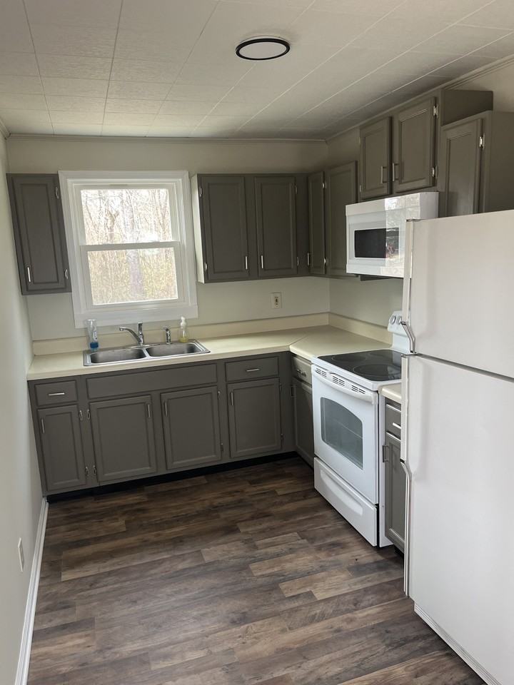 Graystone Pl #NA - Photo 4 of 11