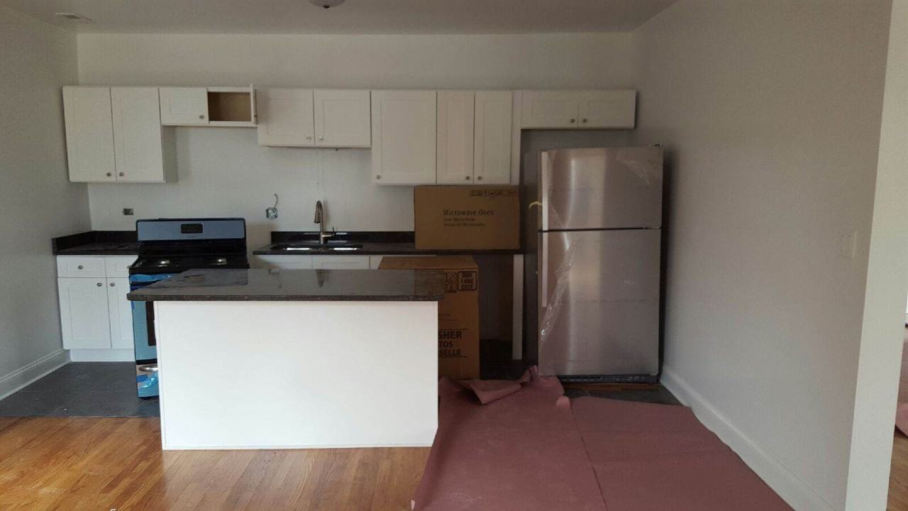 6914 S Oglesby Ave #6914-2N - Photo 2 of 16