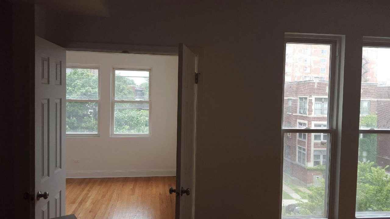 6914 S Oglesby Ave #6914-2N - Photo 3 of 16