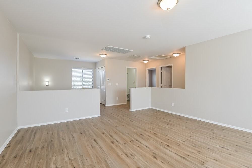 6916 S Cottontail Run Ave - Photo 4 of 17