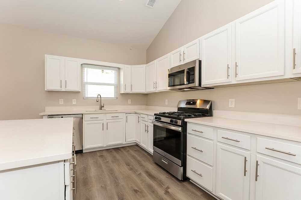 6308 Eli Dr - Photo 6 of 15