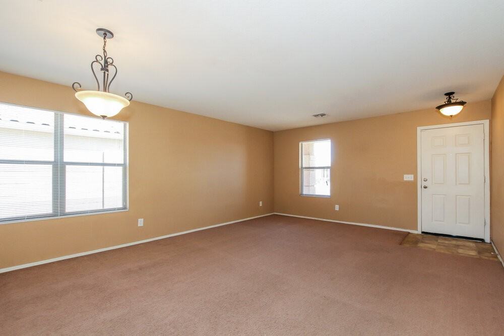 3012 W Running Deer Trl - Photo 4 of 17