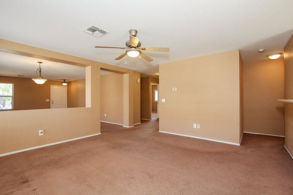 3012 W Running Deer Trl - Photo 6 of 17