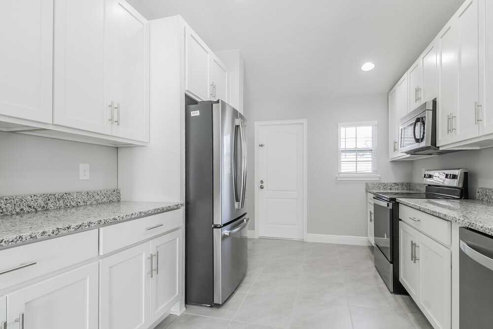 8 Bradford Ct - Photo 7 of 16